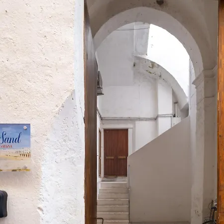White Apartment Gallipoli